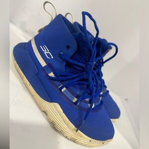 Under Armour Curry basketball sneakers